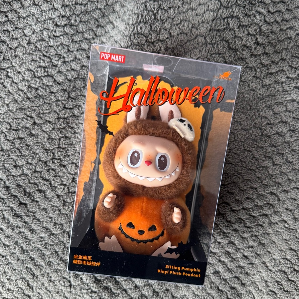 🎃Last One-Labubu The Monsters Halloween Party Series Sitting Pumpkin Vinyl Plush - Picture 2 of 2